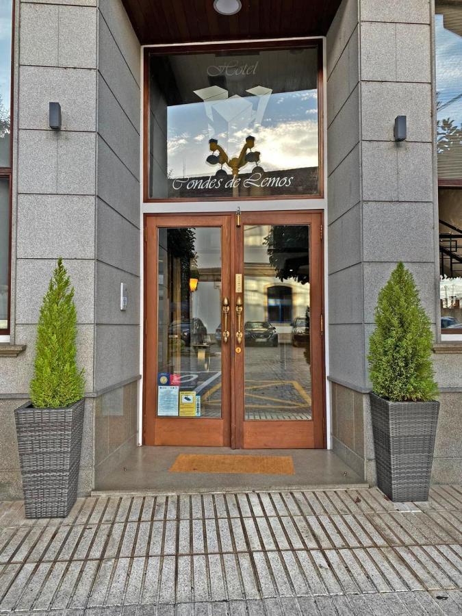 Hotel Condes De Lemos Espana Монфорте-де-Лемос Екстер'єр фото