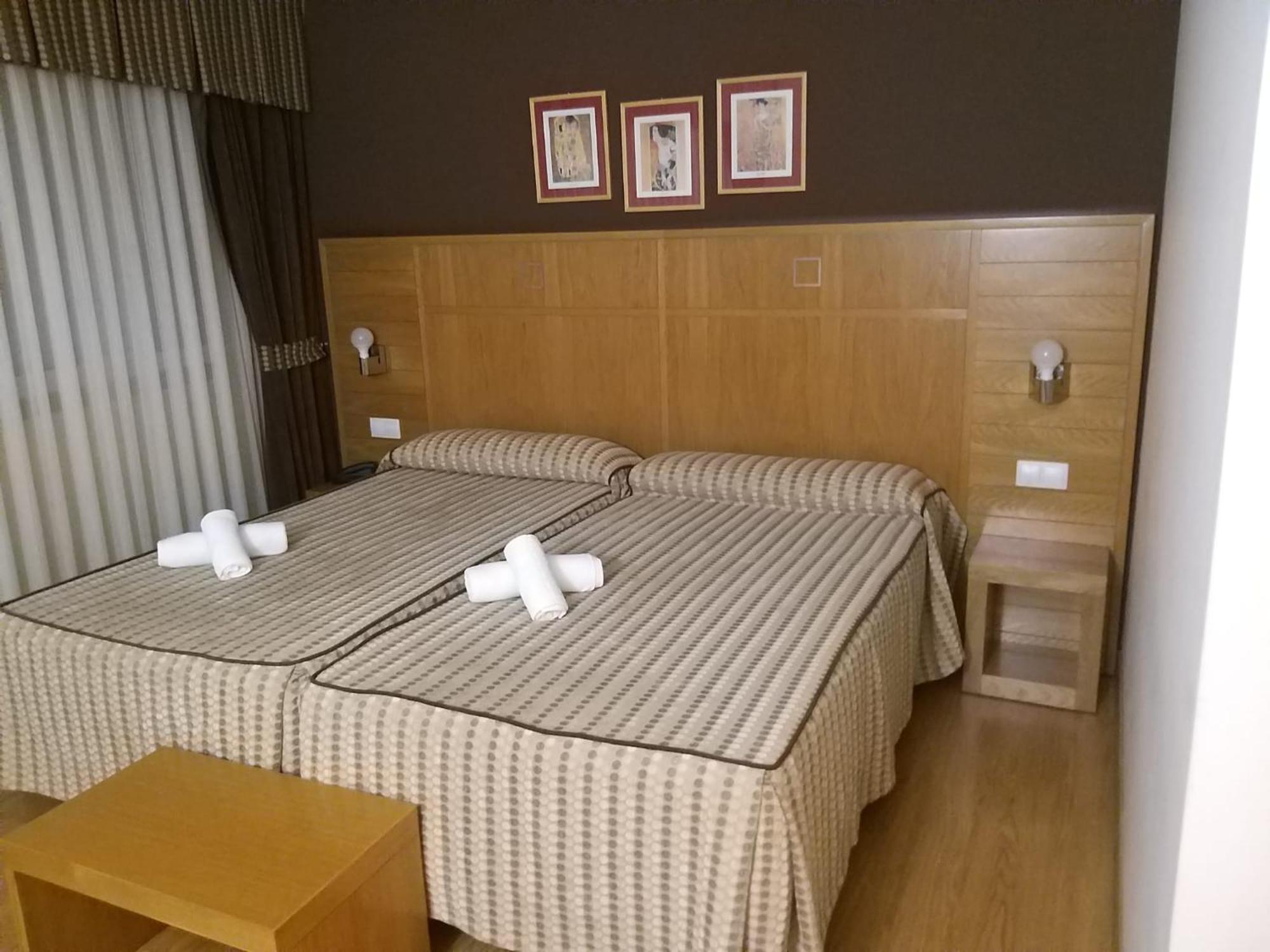 Hotel Condes De Lemos Espana Монфорте-де-Лемос Екстер'єр фото