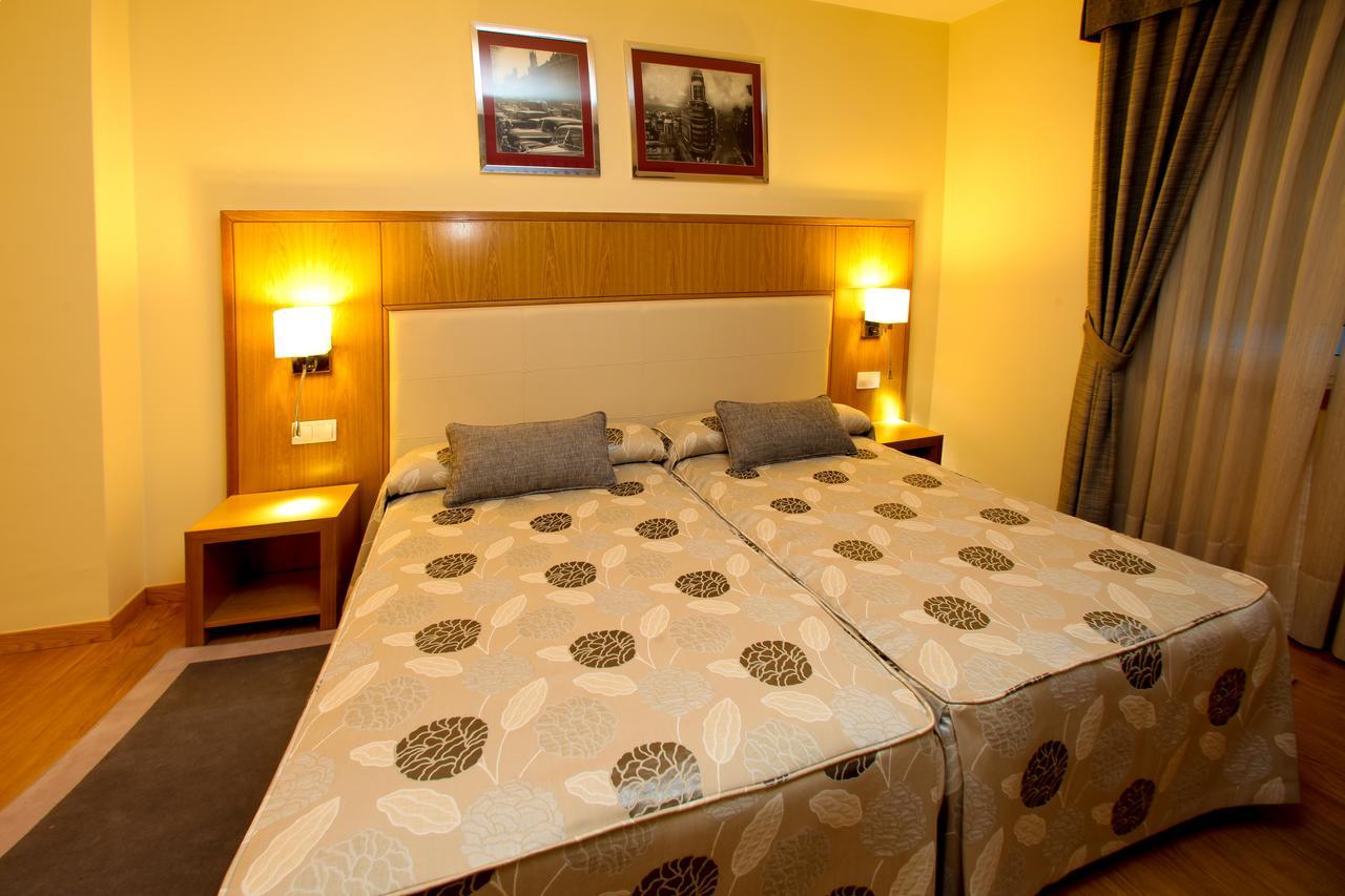 Hotel Condes De Lemos Espana Монфорте-де-Лемос Екстер'єр фото
