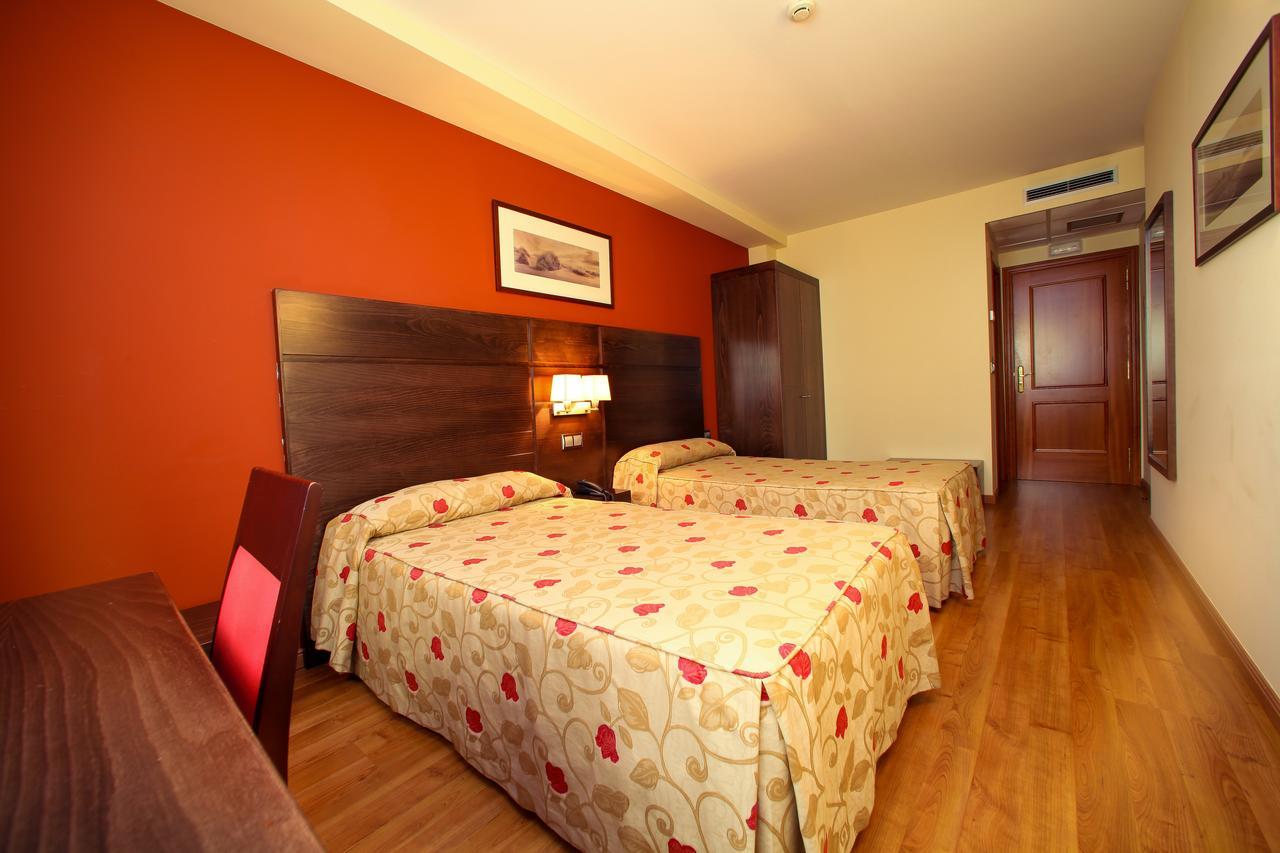 Hotel Condes De Lemos Espana Монфорте-де-Лемос Екстер'єр фото